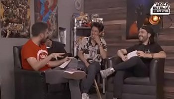 lesbiche si pisciano addosso