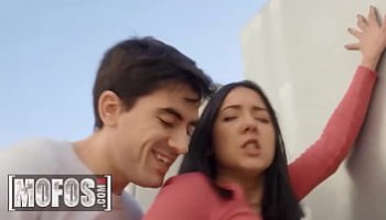 Amicadellamammaporno