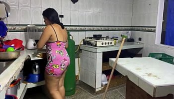 mia nonna mi fa un pompino
