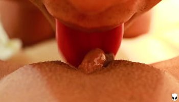 figlio gli viene dentr
