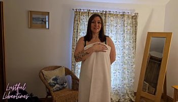 naked fanny