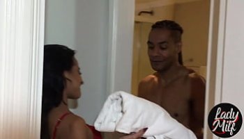 celebrity cumms