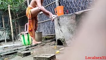 sesso nel bagno a scuo
