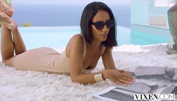 ludovica caramis topless