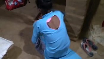 mom licks daughters pussy