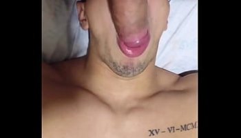 trans in spiaggia porn